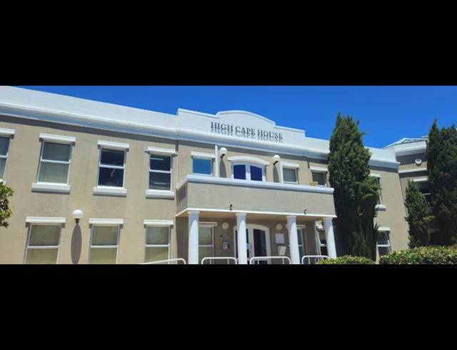 BUSINESS PROPERTY TO RENT IN HIGH CAPE